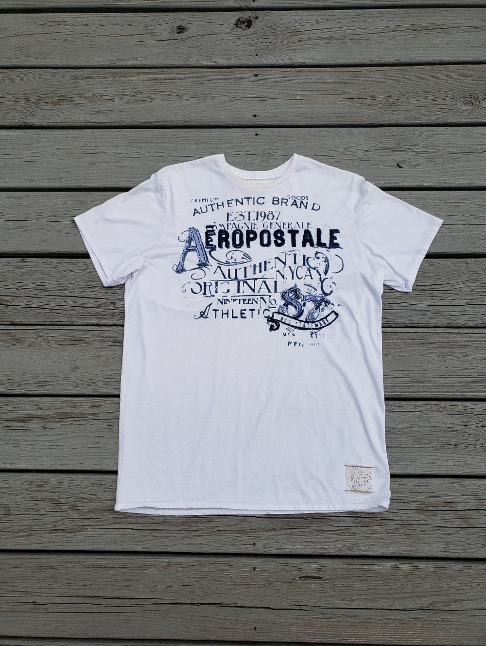 Aeropostale y2k Short Sleeve T-Shirt Size Large